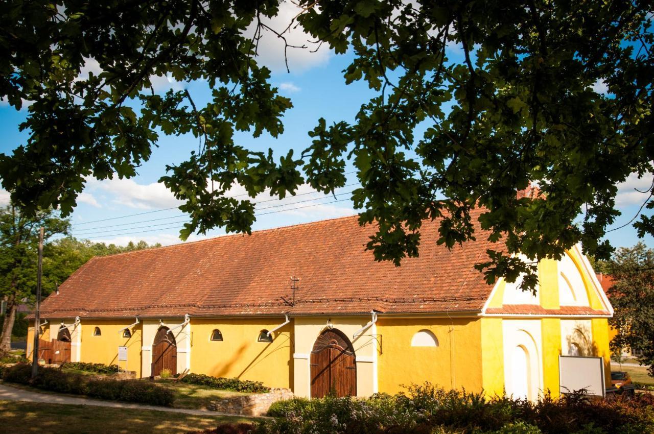Bukowiec Folwark I Park